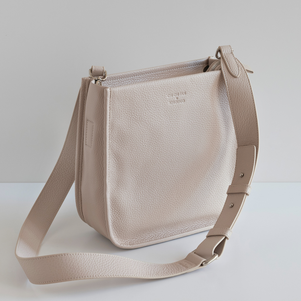 Chi Chi Fan x Torquato Carry Bag Driftwood Chi Chi Fan x Torquato Carry Bag Driftwood