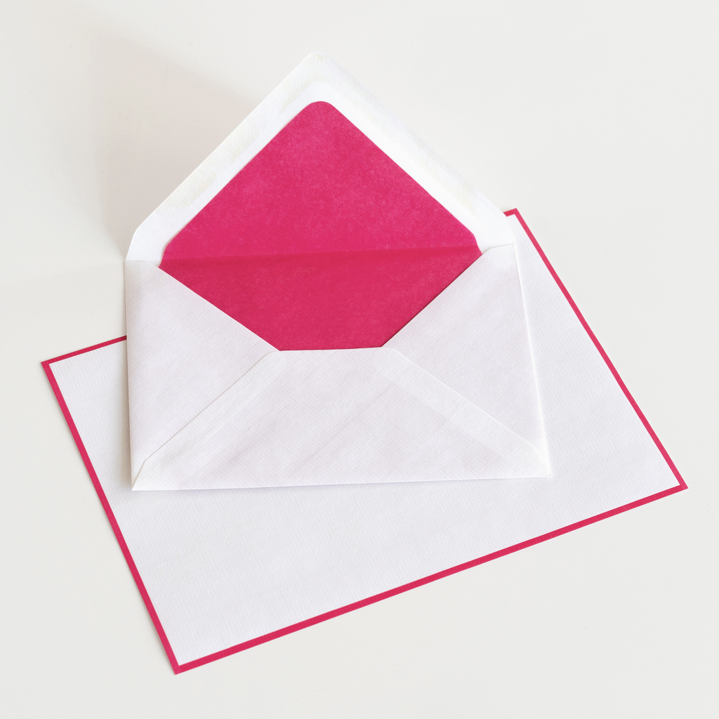 25 A5 Briefbögen & Umschläge Crown Mill Weiß/Fuchsia 25 A5 Briefbögen & Umschläge Crown Mill Weiß/Fuchsia