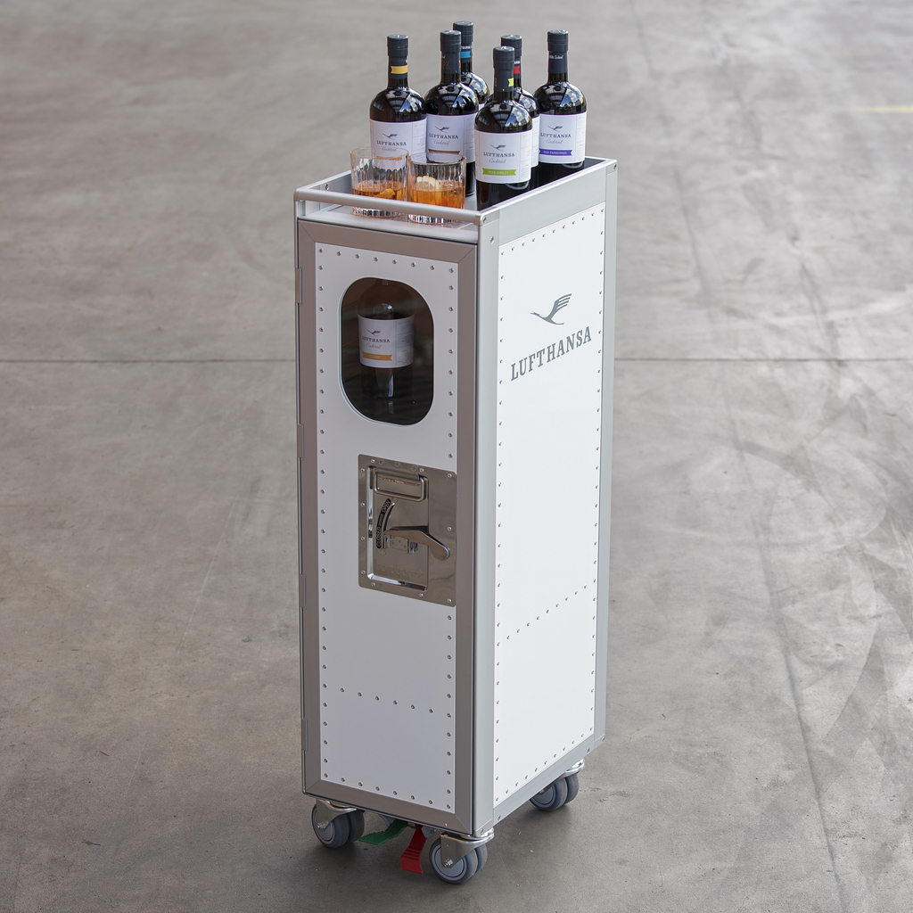 Lufthansa Cocktail Trolley - 2