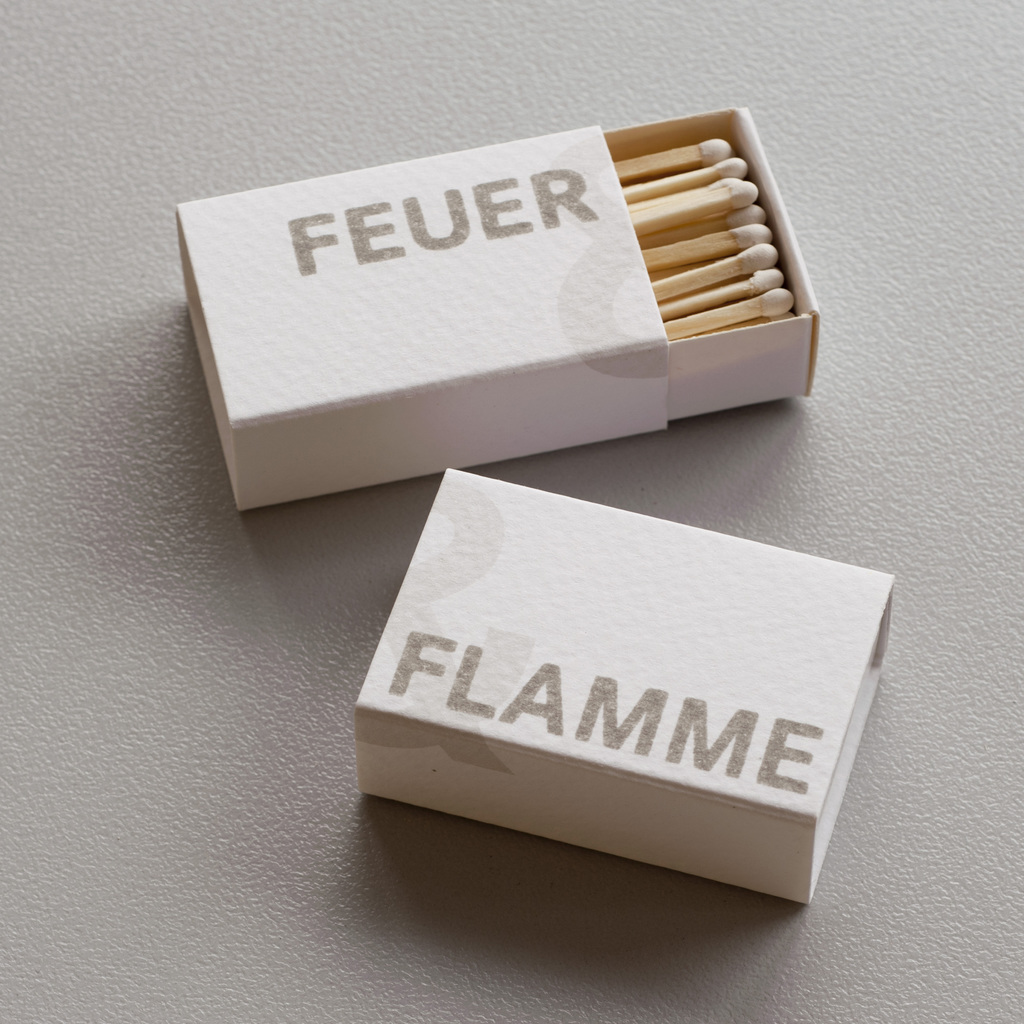 2 Schachteln Zündhölzer "Feuer & Flamme" 2 Schachteln Zündhölzer "Feuer & Flamme"