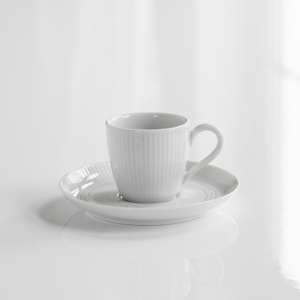 Pillivuyt Plissé Espressotasse mit Untertasse Pillivuyt Plissé Espressotasse mit Untertasse