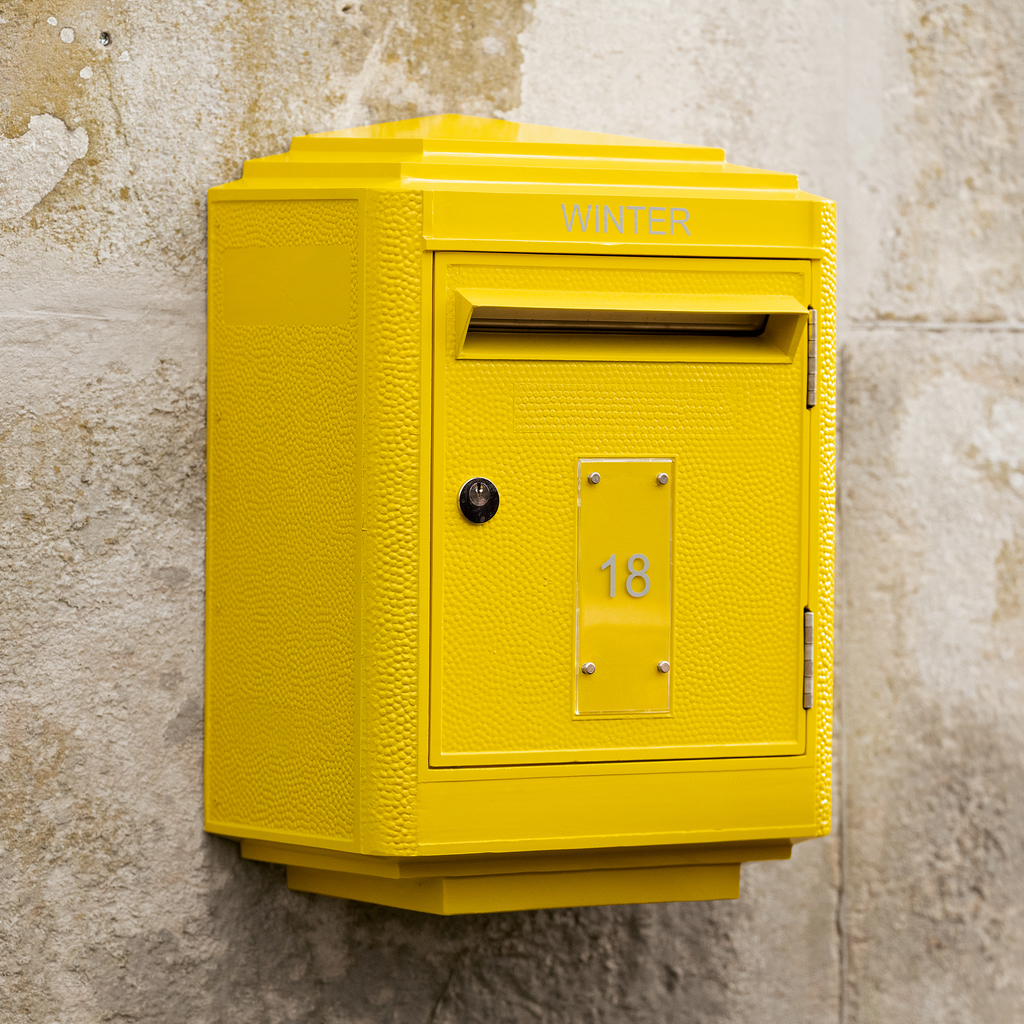 Briefkasten La Boîte Jaune Grand Modèle 1950 Gelb Briefkasten La Boîte Jaune Grand Modèle 1950 Gelb