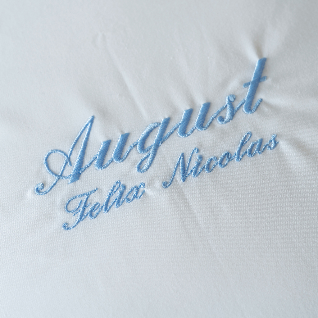 Bestickte Kissenhüllen Hellblau Bestickte Kissenhüllen Hellblau