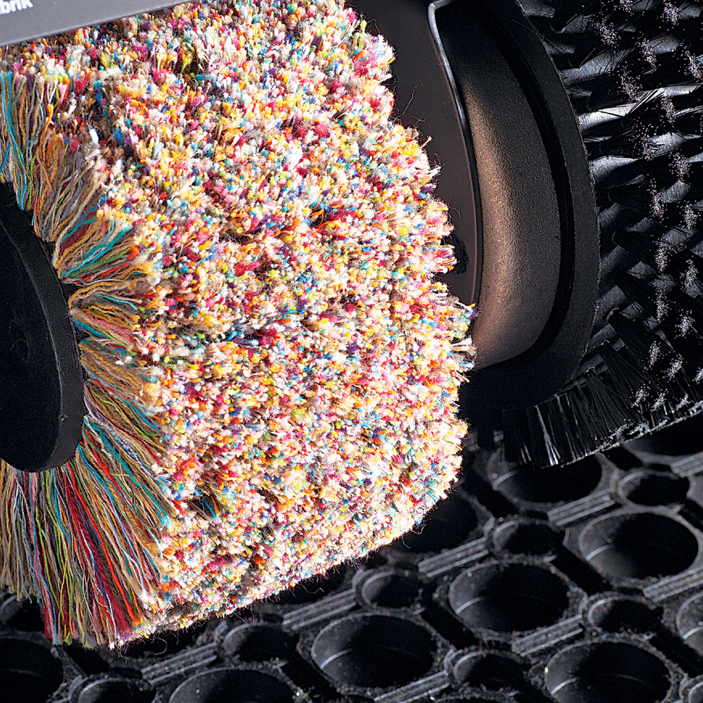 Schuhputzmaschine - 2 Schuhputzmaschine - 2