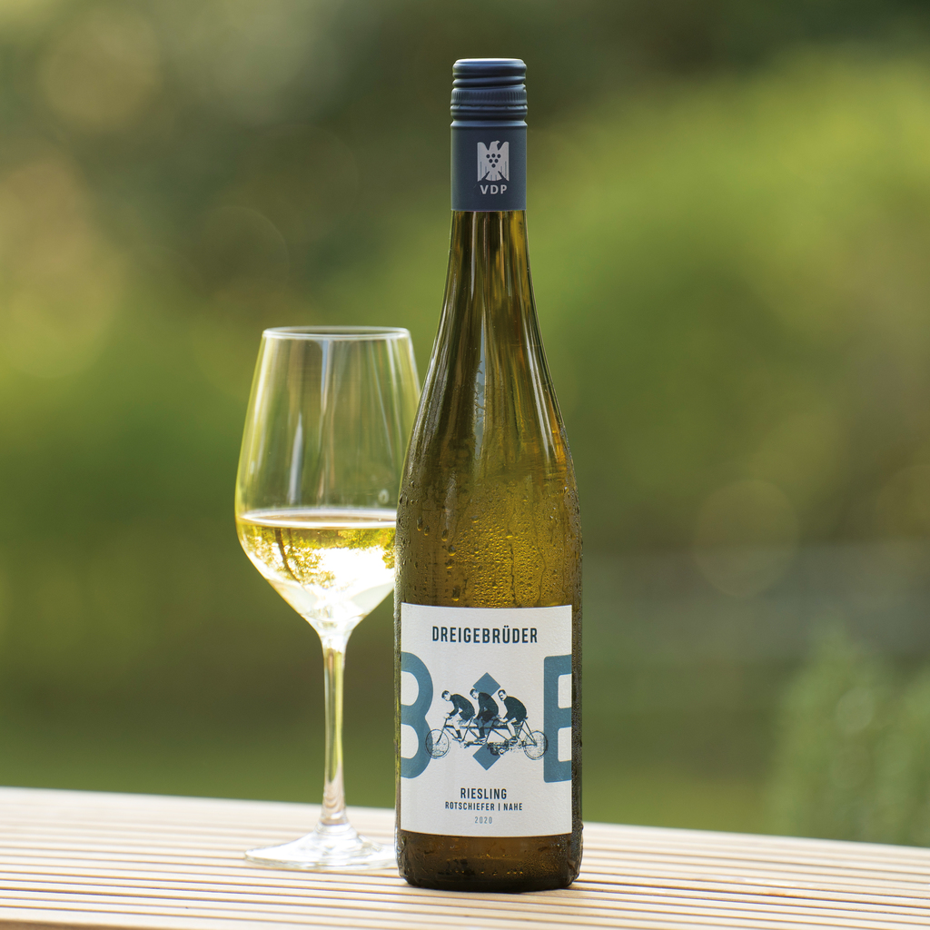 DREIGEBRÜDER Riesling Rotschiefer vom Weingut Prinz-Salm DREIGEBRÜDER Riesling Rotschiefer vom Weingut Prinz-Salm