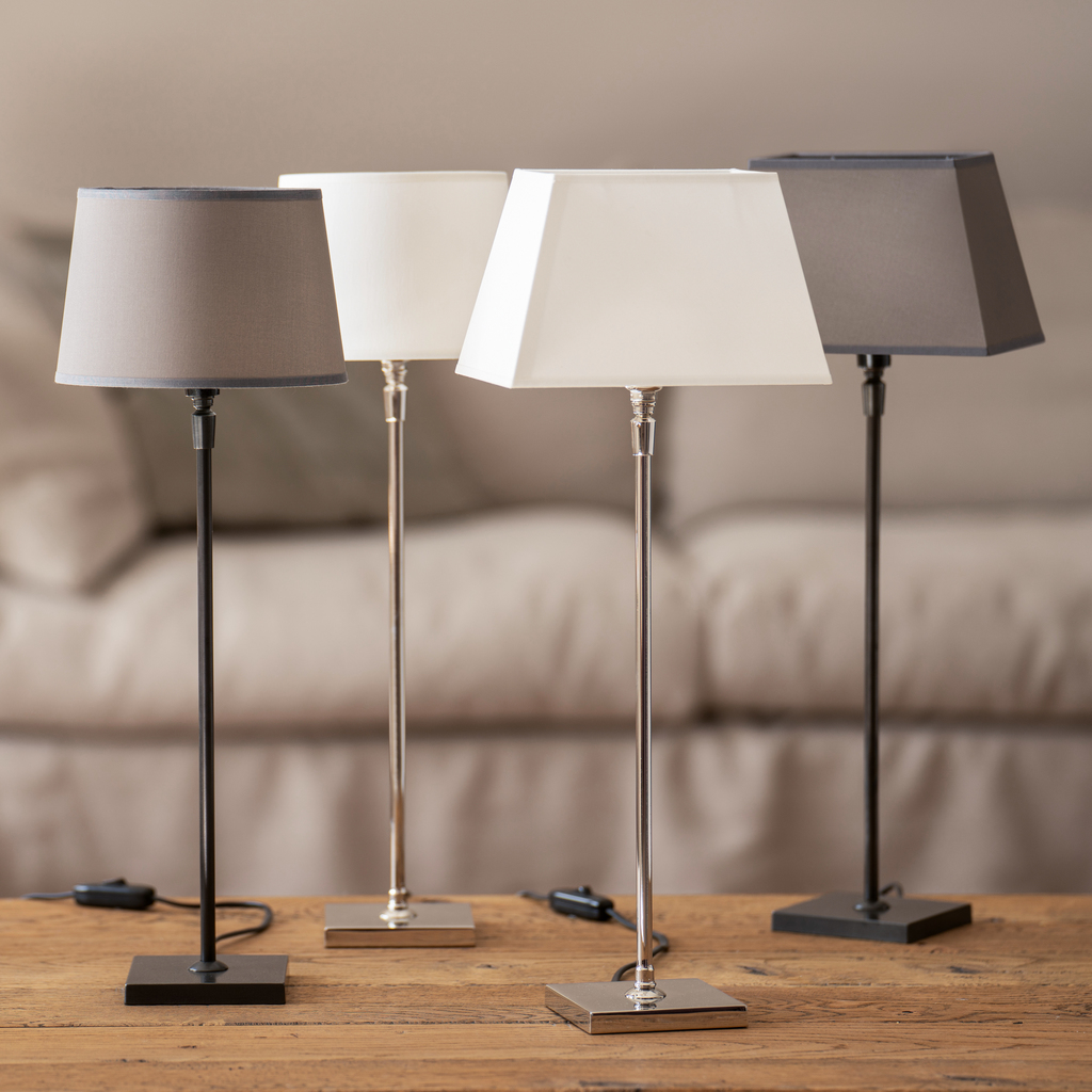 Casadisagne Tischlampe Nickel Bisac Weiß