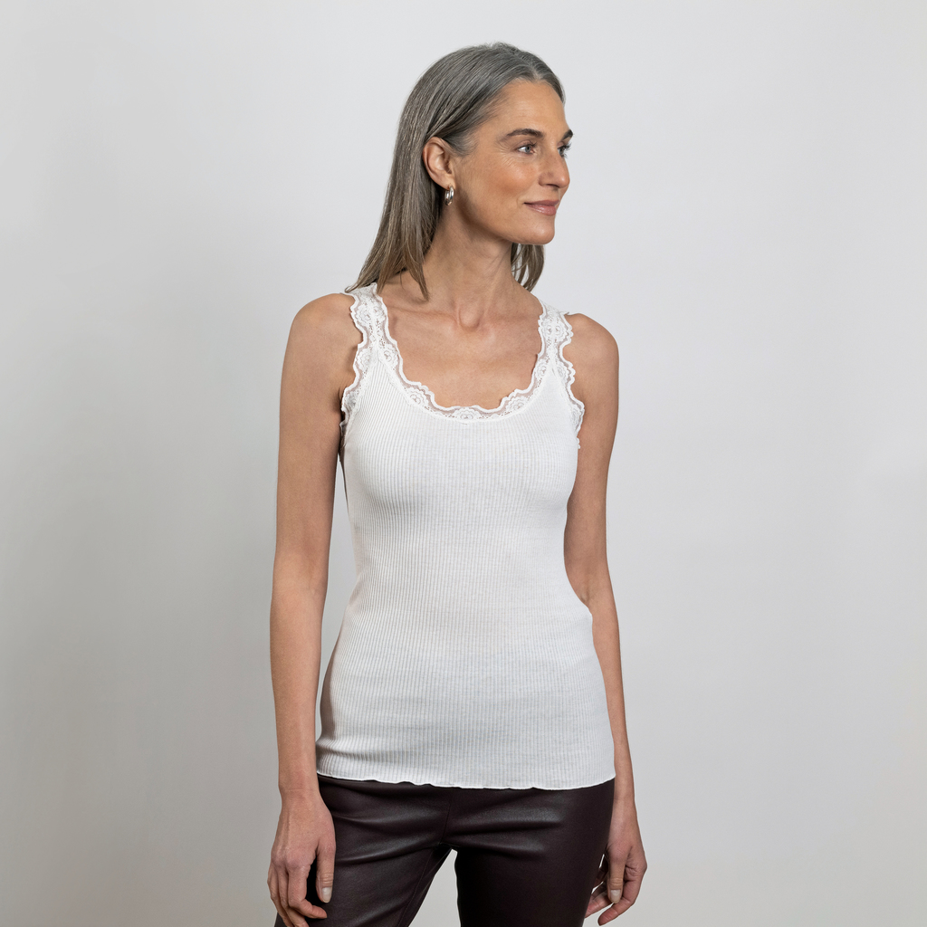 Rosemunde Seidentop mit Spitze Babette Weiß L - 5