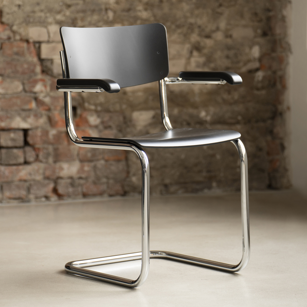 Thonet Stahlrohrfreischwinger S43 F Thonet Stahlrohrfreischwinger S43 F