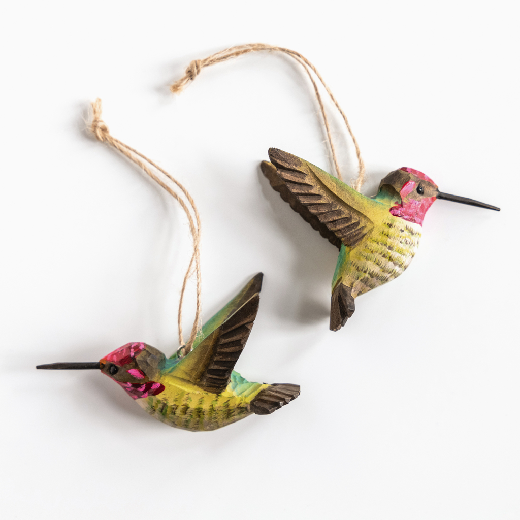 Handgeschnitzter Vogelanhänger Annakolibri Handgeschnitzter Vogelanhänger Annakolibri