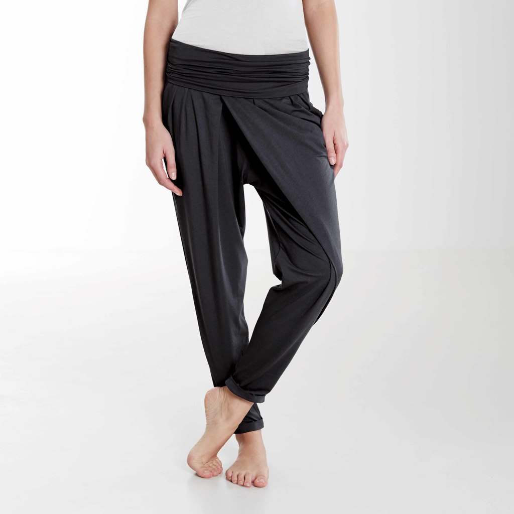 Sunday in Bed X Torquato Pyjamahose Mila lang nearlyBlack XL - 4