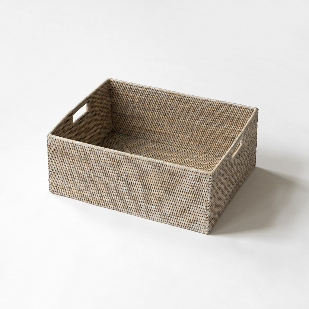 Rechteckiger Rattan Korb mit Holzgriffen Rechteckiger Rattan Korb mit Holzgriffen