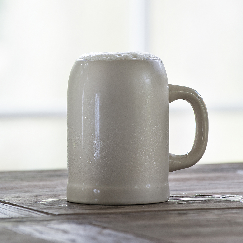 6 Steingut Bierkrüge "Kannenbäcker" 6 Steingut Bierkrüge "Kannenbäcker"