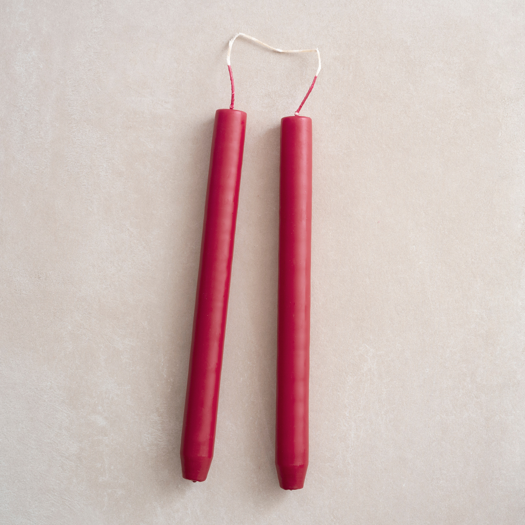 4 Ester & Erik zylindrische Kerzen Dark Red 4 Ester & Erik zylindrische Kerzen Dark Red