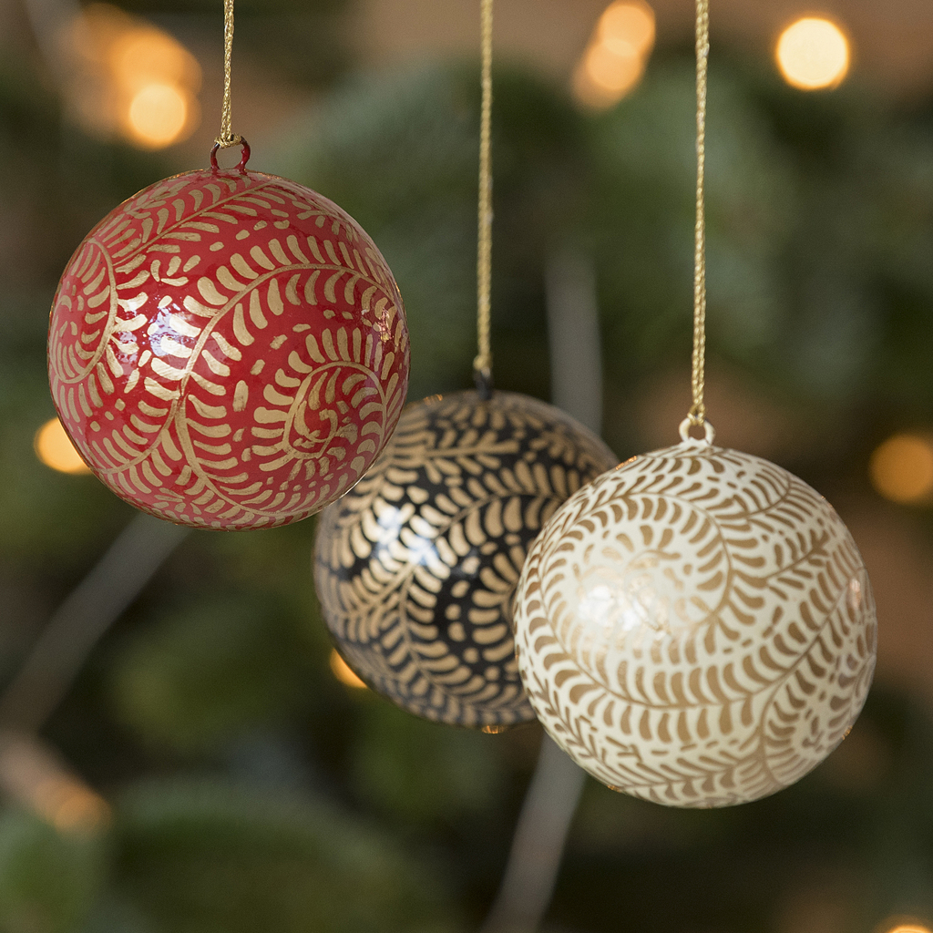 6 Papiermaché Christbaumkugeln Udhampur Bunt - 2