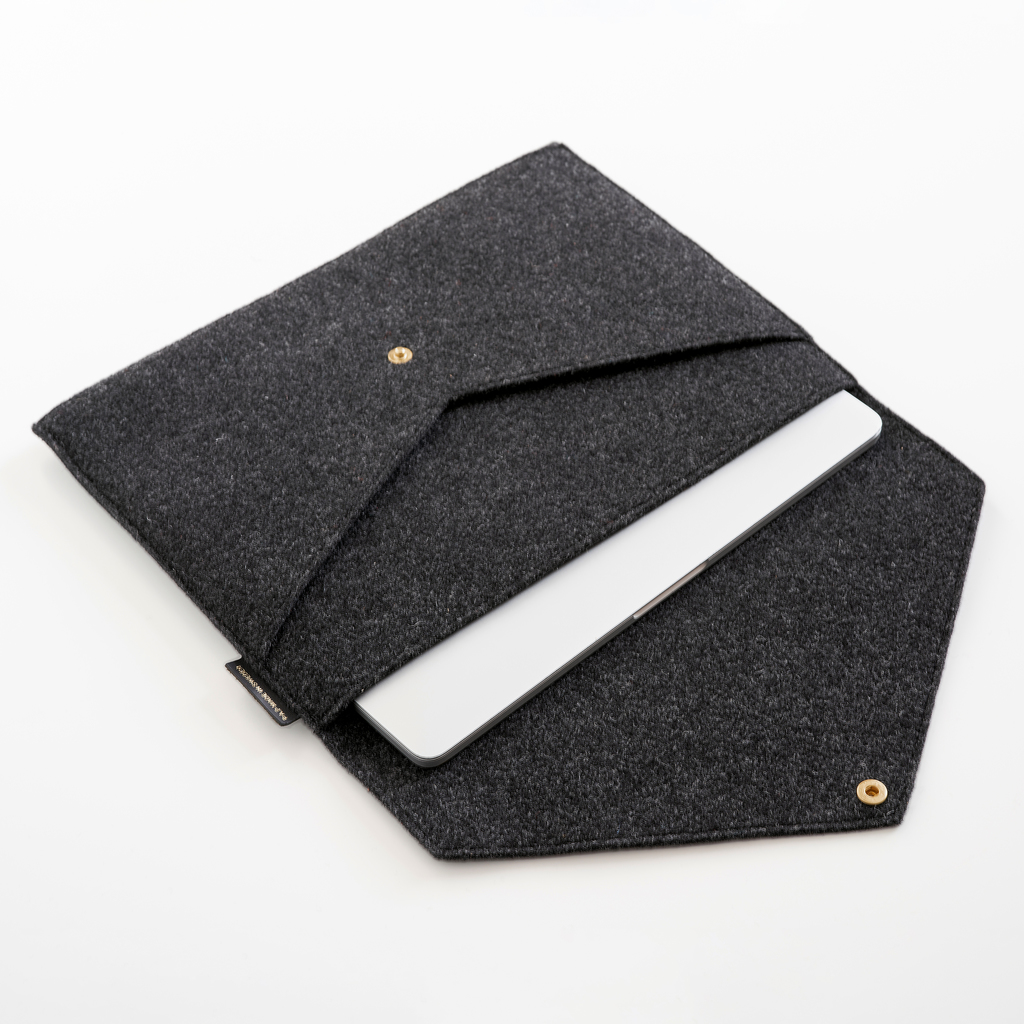 P.A.P. Sweden: Laptophülle aus Filz - 3 P.A.P. Sweden: Laptophülle aus Filz - 3