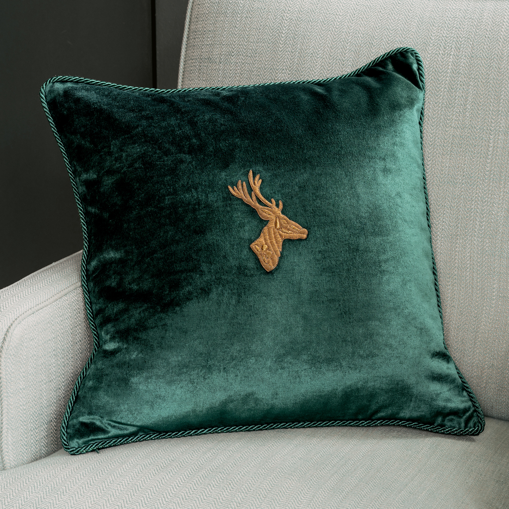 Samtkissen Goldener Hirsch - 2