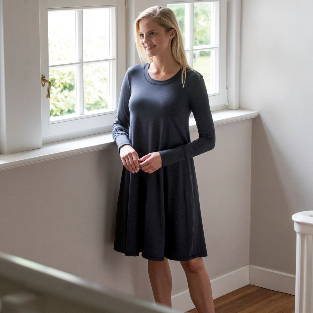 Sunday in Bed X Torquato Nachthemd Lilly Nearly Black L Sunday in Bed X Torquato Nachthemd Lilly Nearly Black L