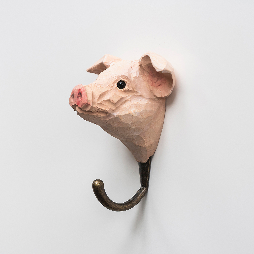Handgeschnitzter Kleiderhaken Schwein Handgeschnitzter Kleiderhaken Schwein