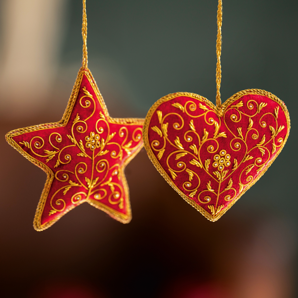 Zardozi-Baumschmuck Herz und Stern - 2 Zardozi-Baumschmuck Herz und Stern - 2