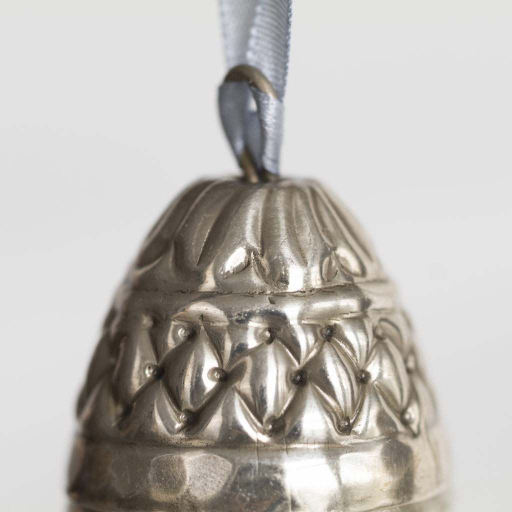 3 Osterei-Anhänger aus versilbertem Messing - 2 3 Osterei-Anhänger aus versilbertem Messing - 2