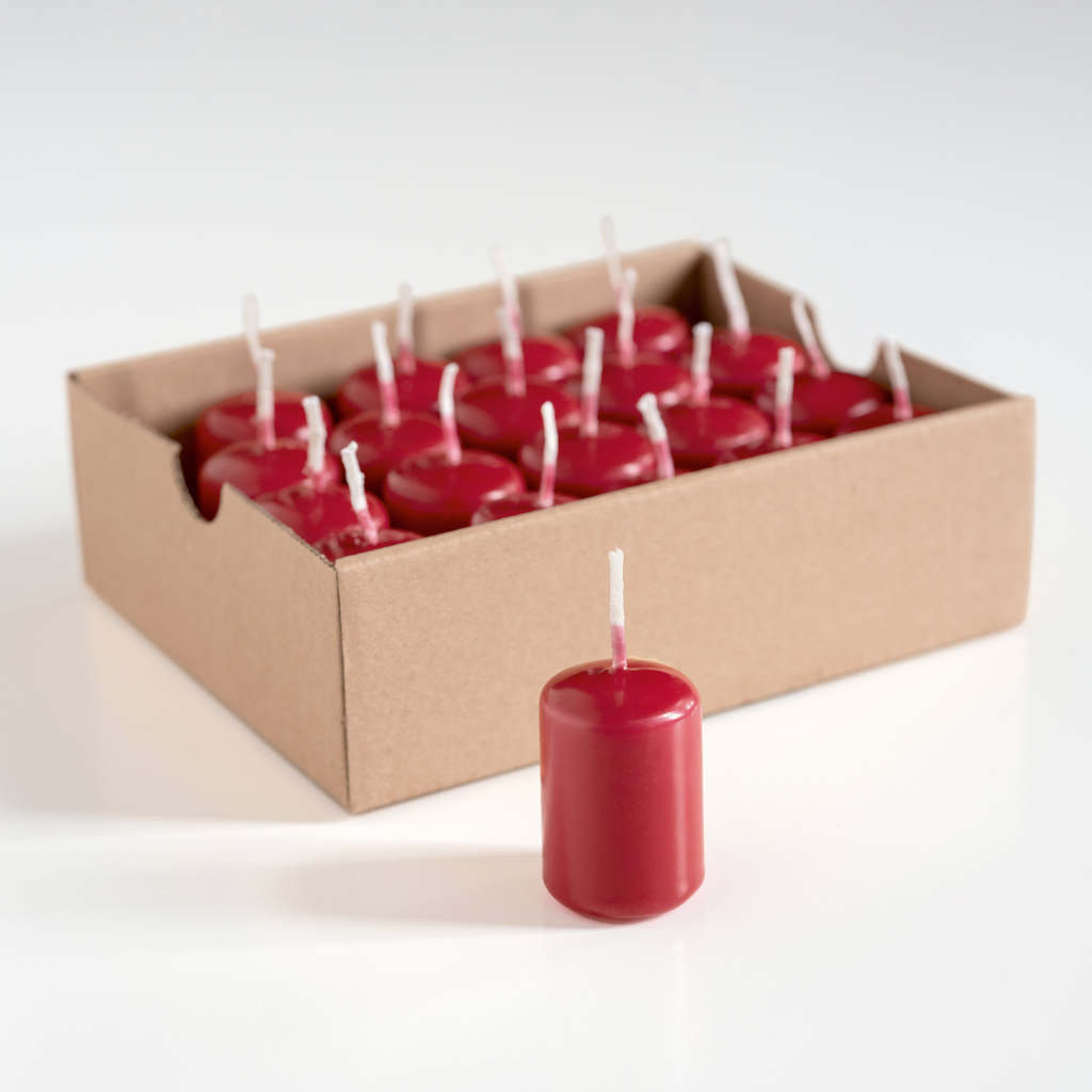 20 Stumpenkerzen 4,5 x 3 cm Rubinrot 20 Stumpenkerzen 4,5 x 3 cm Rubinrot