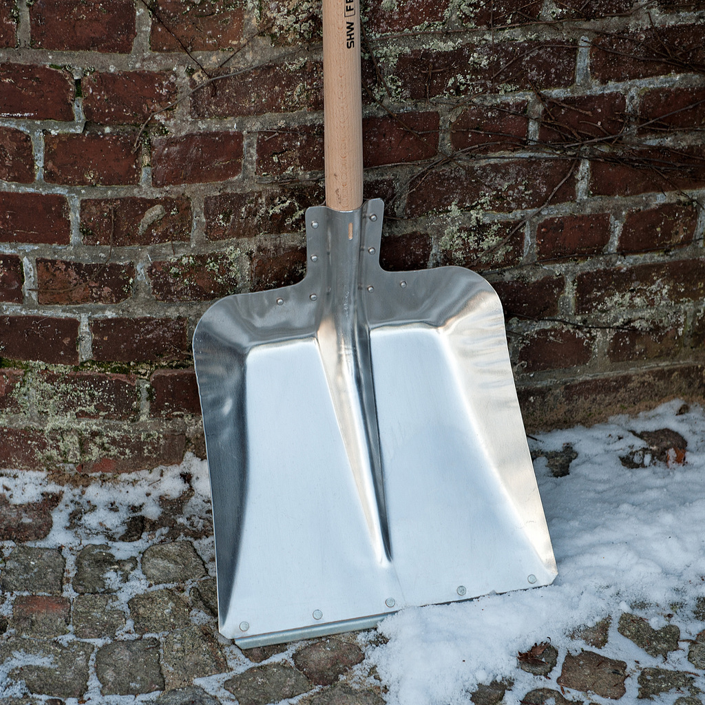 Schneeschaufel