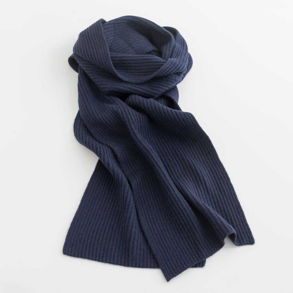 Sunday in Bed X Torquato Kaschmir-Schal Dunkelblau Sunday in Bed X Torquato Kaschmir-Schal Dunkelblau