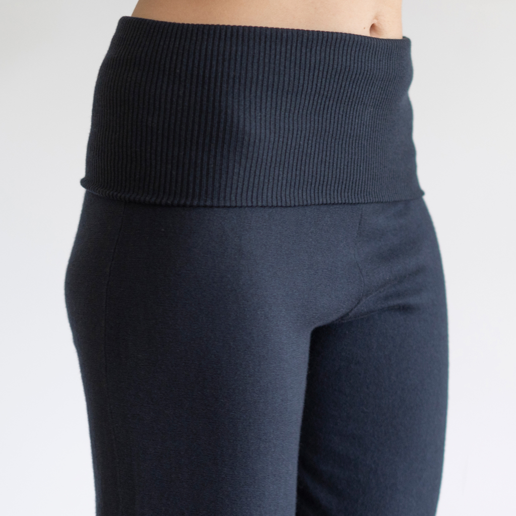 Sunday in Bed X Torquato Sommerstrick Hose Dolly Midnight L - 5