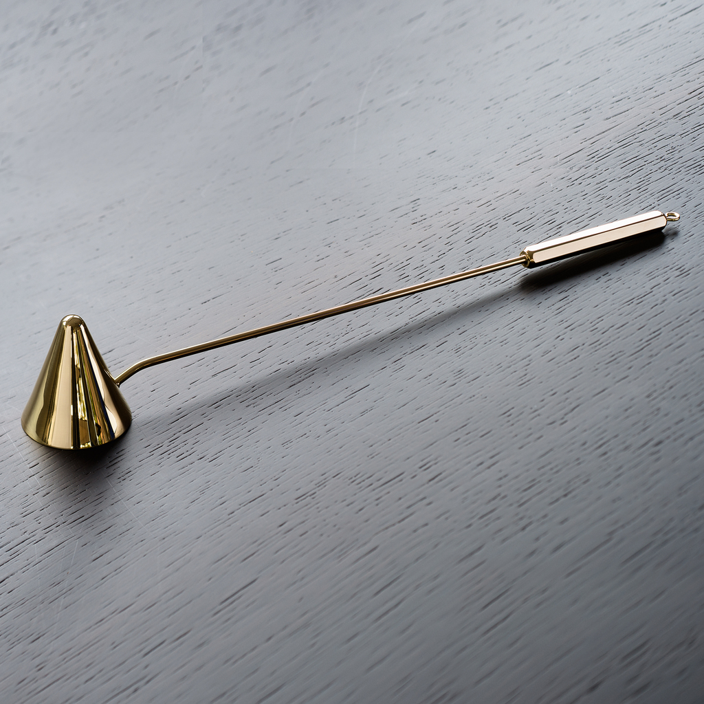 Kerzenlöscher Messing