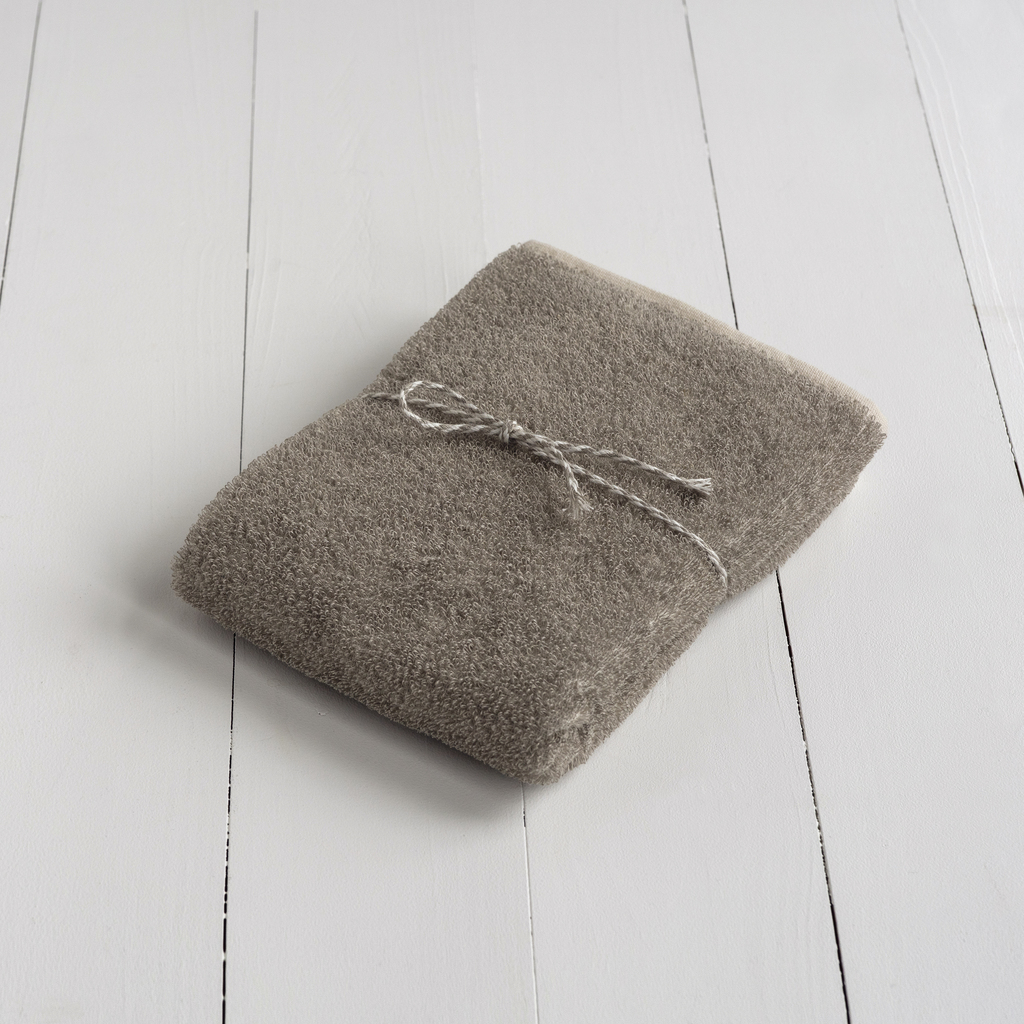 Axlings x Torquato Handtuch Natur 50 x 70 cm Axlings x Torquato Handtuch Natur 50 x 70 cm