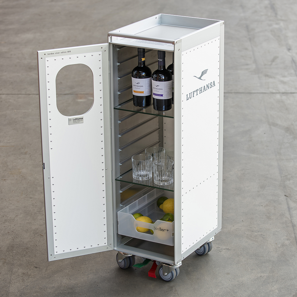 Lufthansa Cocktail Trolley - 3