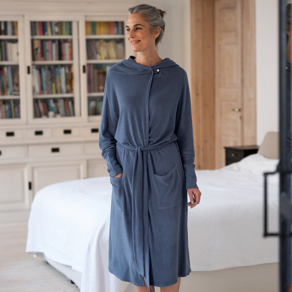 Sunday in Bed X Torquato Bademantel Linda Dusty Blue S - 2