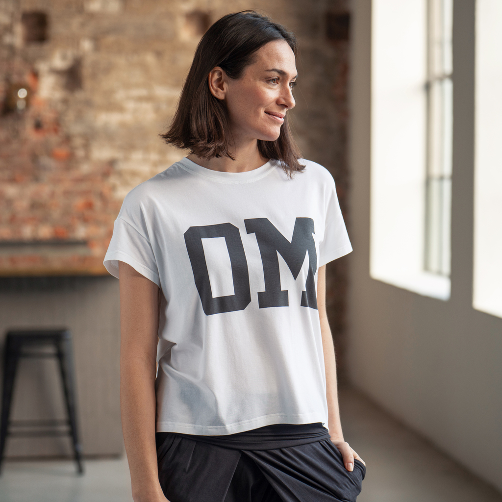 Sunday in Bed X Torquato Yogashirt OM Amie L Sunday in Bed X Torquato Yogashirt OM Amie L