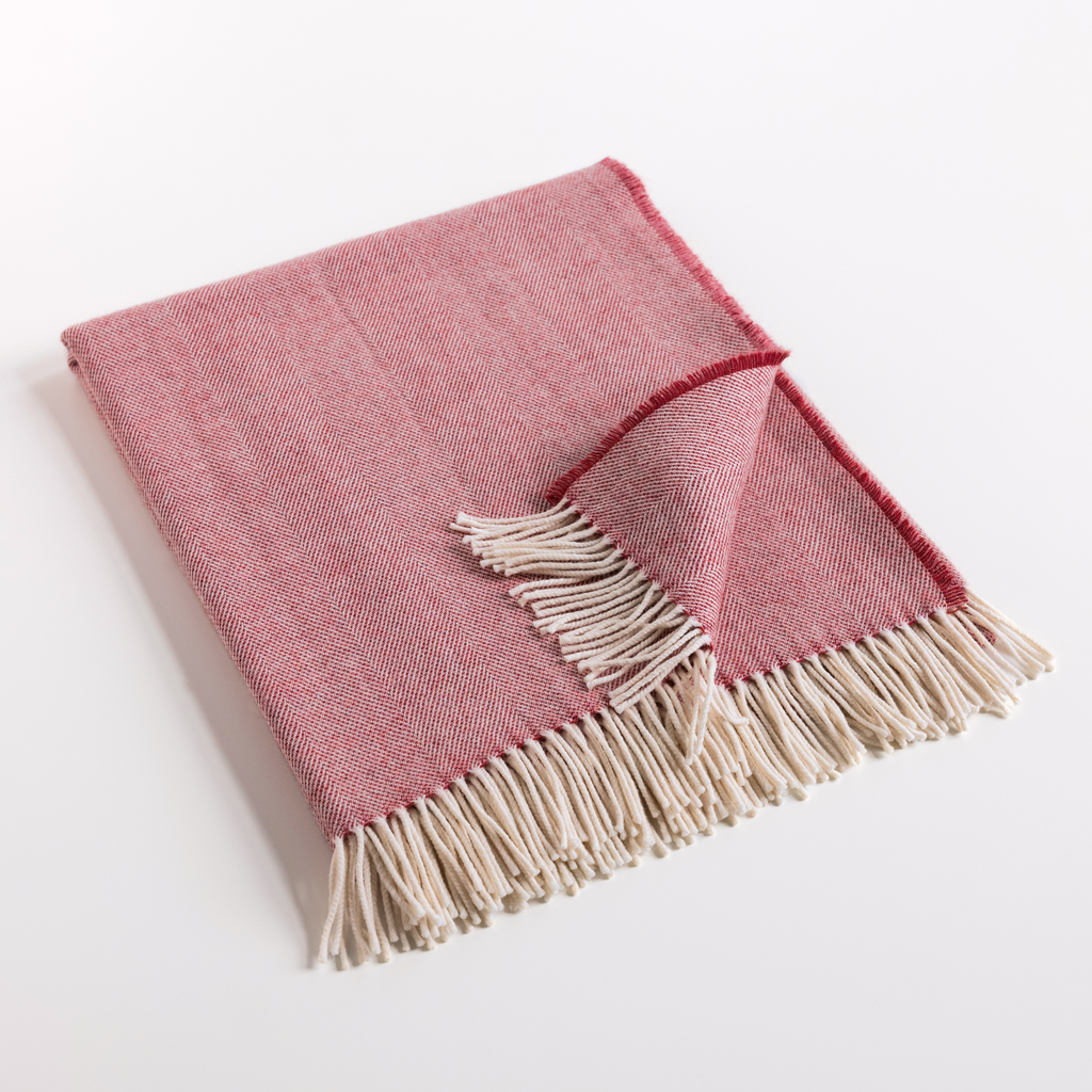 McNutt X Torquato Merino-Wolldecke Red McNutt X Torquato Merino-Wolldecke Red