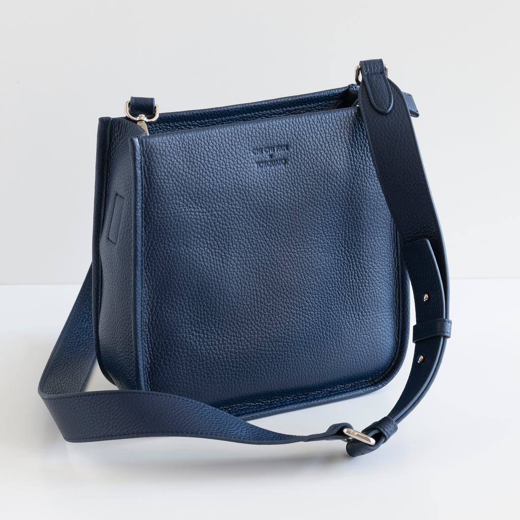 Chi Chi Fan x Torquato Carry Bag Pilot Chi Chi Fan x Torquato Carry Bag Pilot