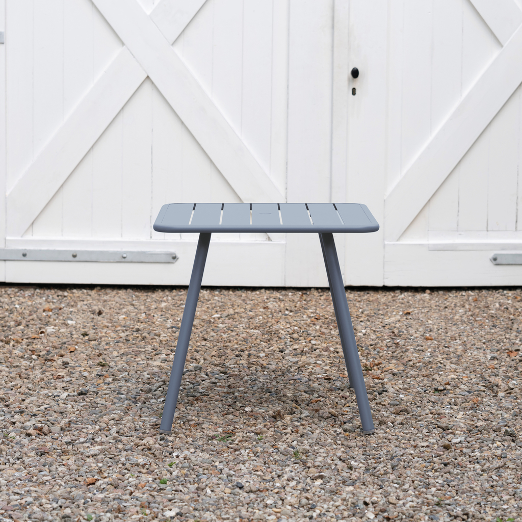 Fermob Gartentisch Luxembourg 80x80 Gewittergrau Fermob Gartentisch Luxembourg 80x80 Gewittergrau