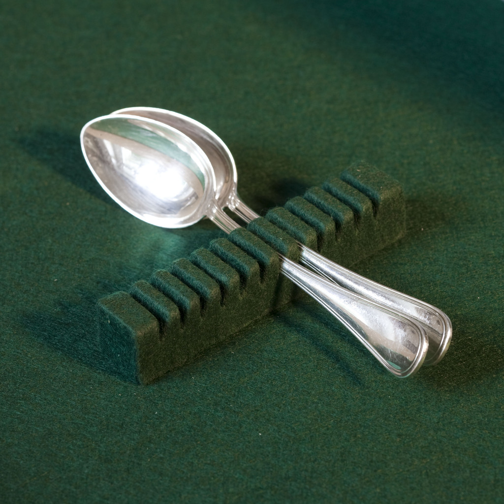 Besteckhalter für 12 Löffel Besteckhalter für 12 Löffel