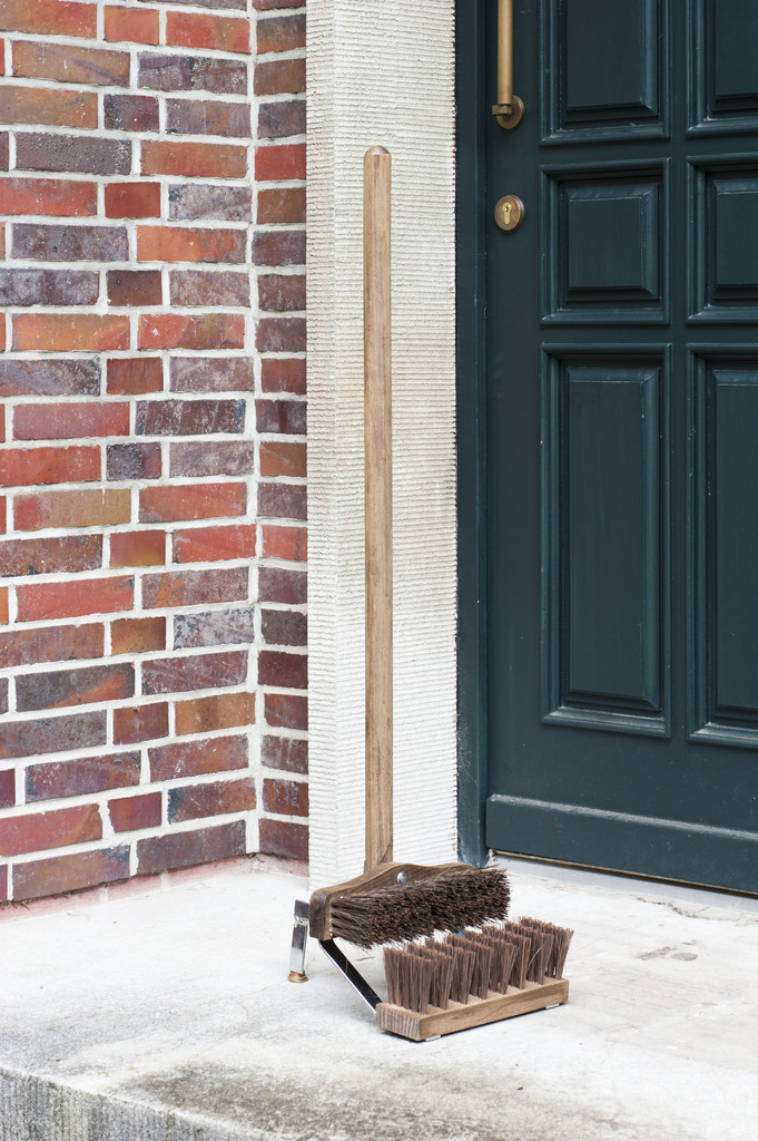 Hill Brush Schuhputzer mit Stock "Boot Wiper" - 2 Hill Brush Schuhputzer mit Stock "Boot Wiper" - 2