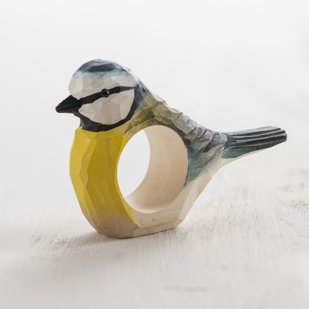 Handgeschnitzer Serviettenring Blaumeise Handgeschnitzer Serviettenring Blaumeise