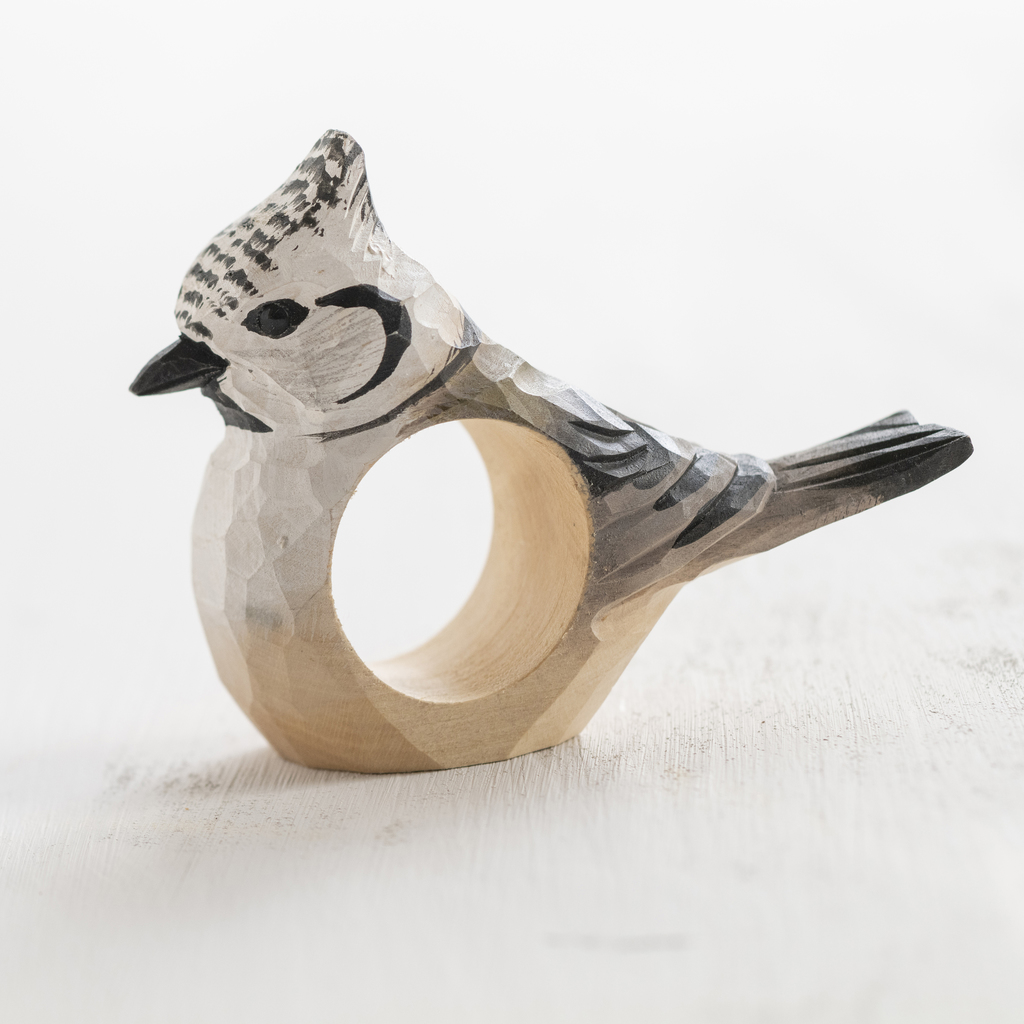 Handgeschnitzer Serviettenring Haubenmeise Handgeschnitzer Serviettenring Haubenmeise