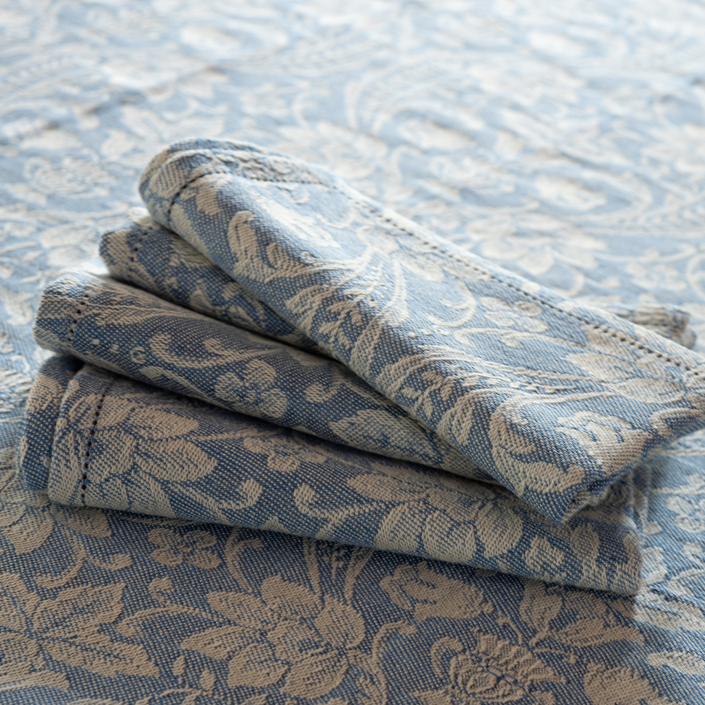 Donna di Coppe Serviette 40 x 40 cm Hellblau Donna di Coppe Serviette 40 x 40 cm Hellblau