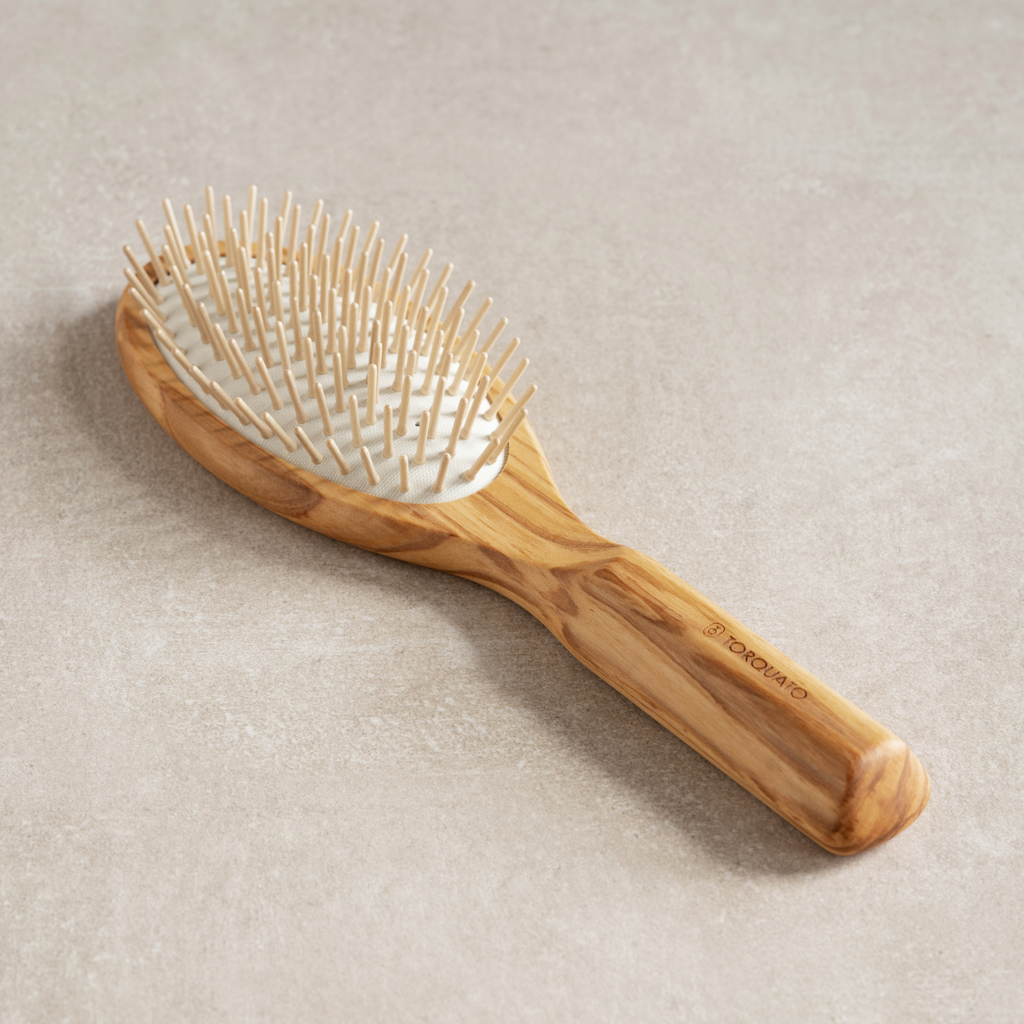 Olivenholzbürste oval Olivenholzbürste oval