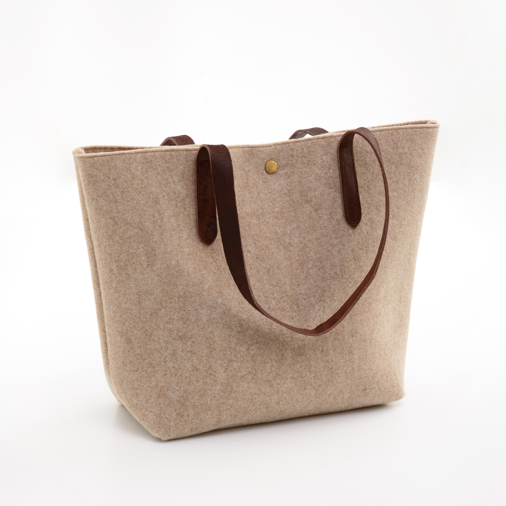 P.A.P. Sweden Handtasche aus Filz - 4