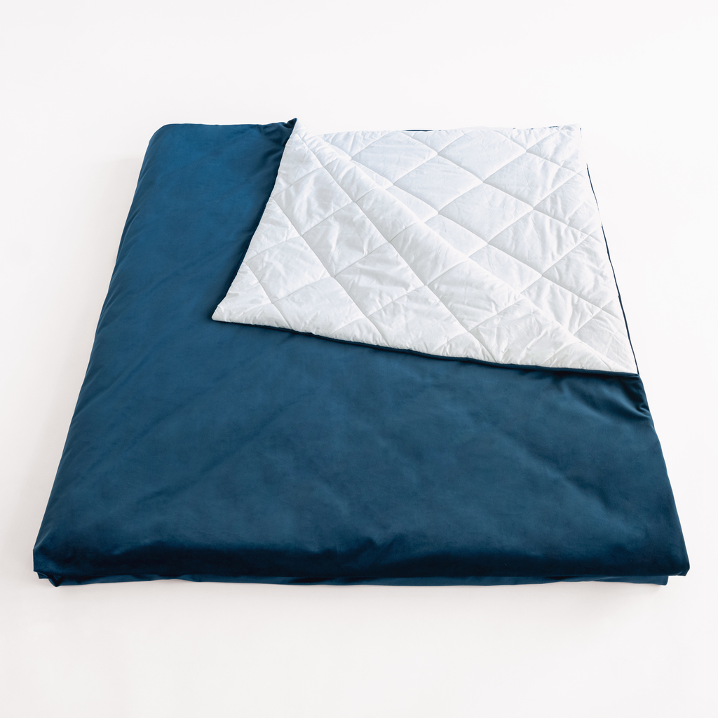 Samtbettüberwurf Celeste Navy 260 x 280 cm Samtbettüberwurf Celeste Navy 260 x 280 cm