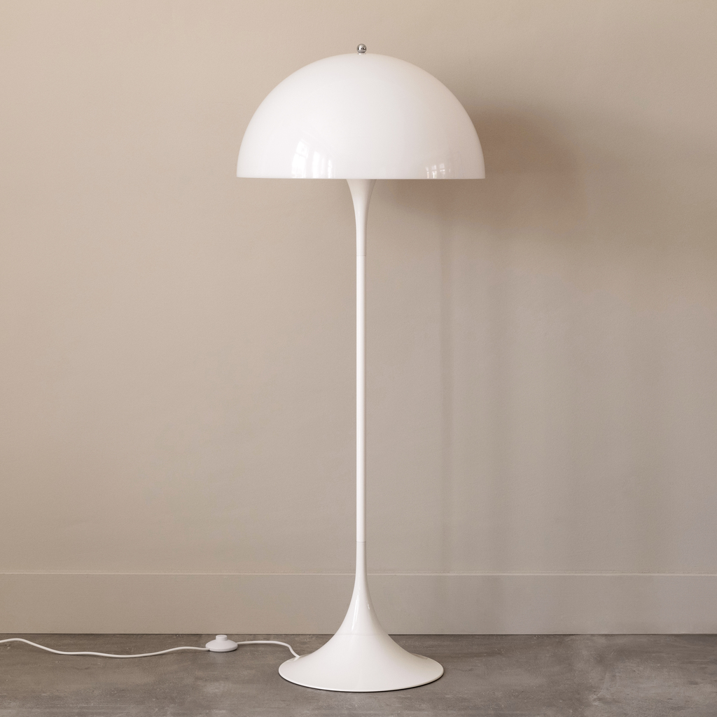 Louis Poulsen Stehleuchte Panthella Acryl Opalweiß Louis Poulsen Stehleuchte Panthella Acryl Opalweiß