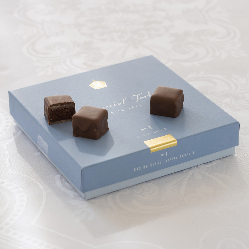 Petit Fours Petit Fours