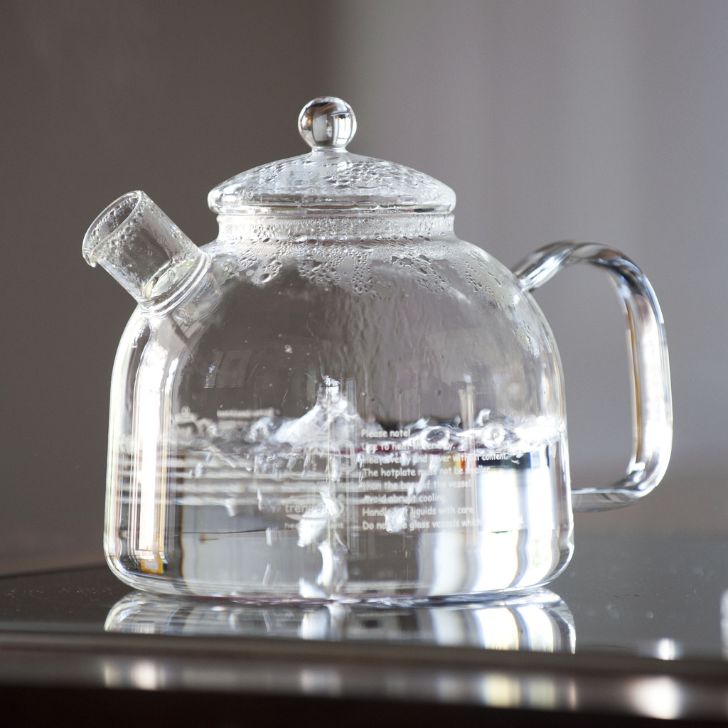 Wasserkessel aus Glas Wasserkessel aus Glas