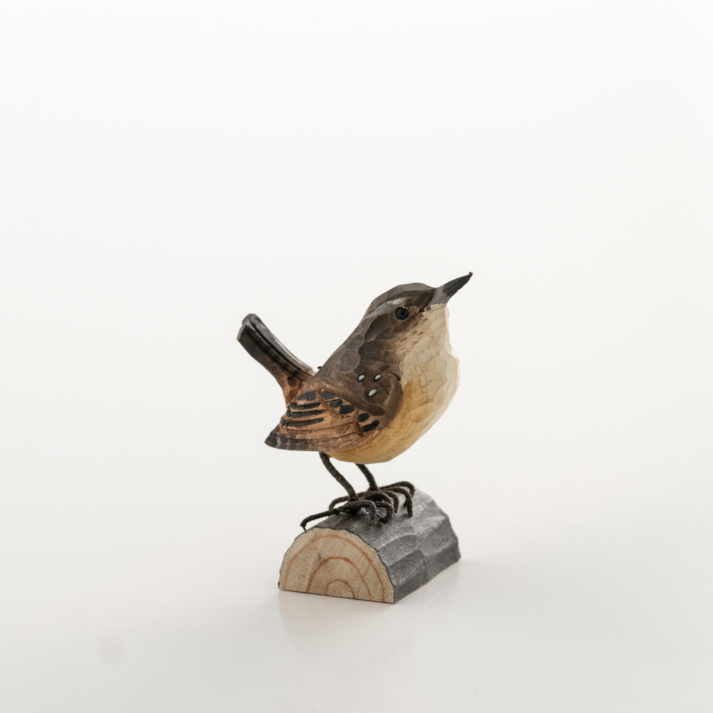 Handgeschnitzter Dekovogel Zaunkönig Handgeschnitzter Dekovogel Zaunkönig