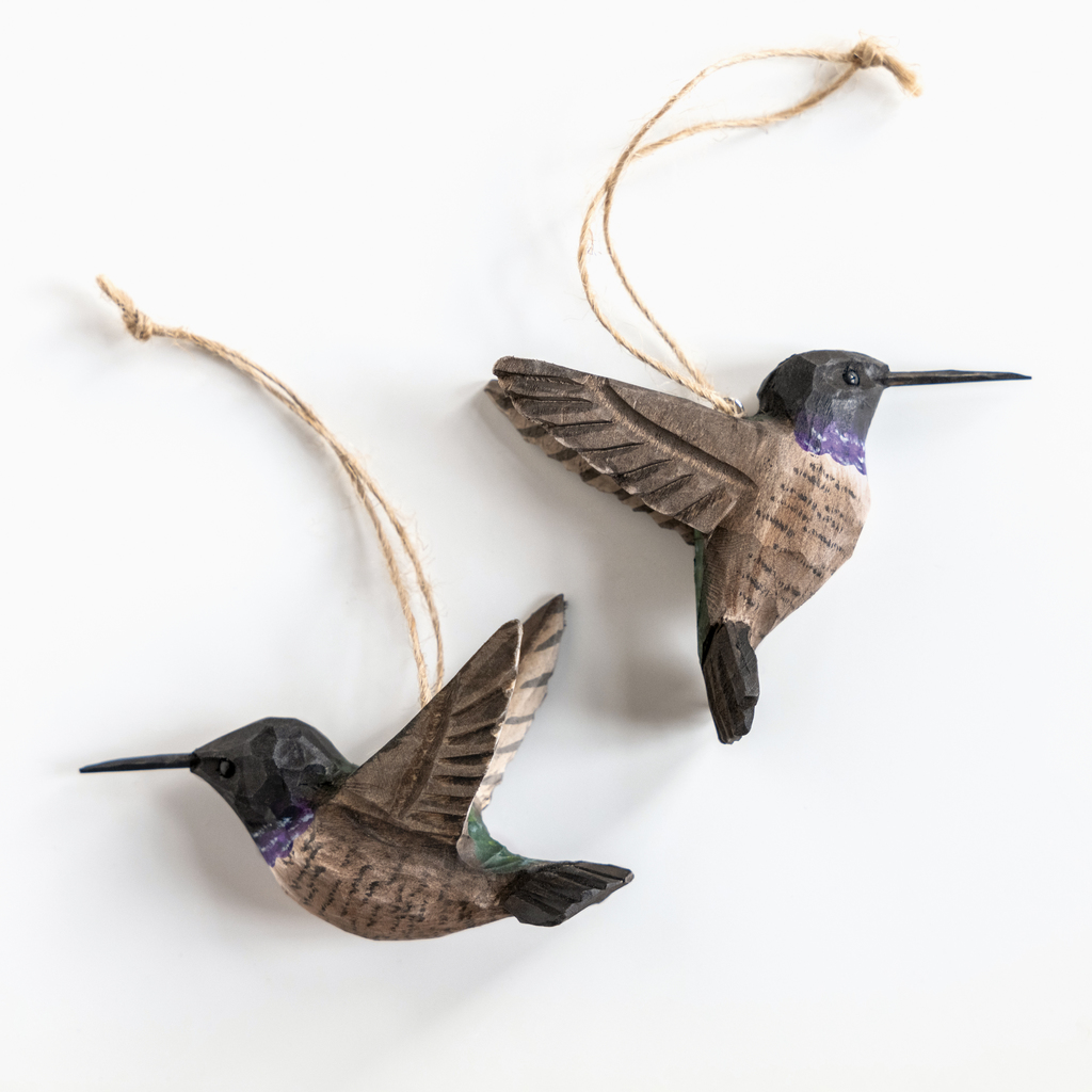 Handgeschnitzter Vogelanhänger Schwarzkinnkolibri Handgeschnitzter Vogelanhänger Schwarzkinnkolibri