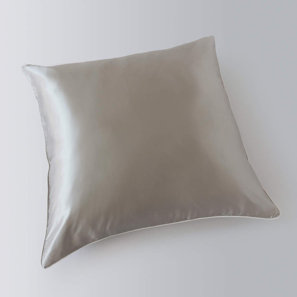 Seidenbettwäsche Braganza Silbergrau 80 x 80 cm Seidenbettwäsche Braganza Silbergrau 80 x 80 cm